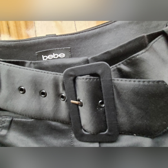 BEBE Satiny Skirt + Belt (US4) - Picture 2 of 6